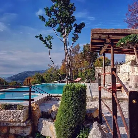 House Sound Of Nature By Guide Villa *